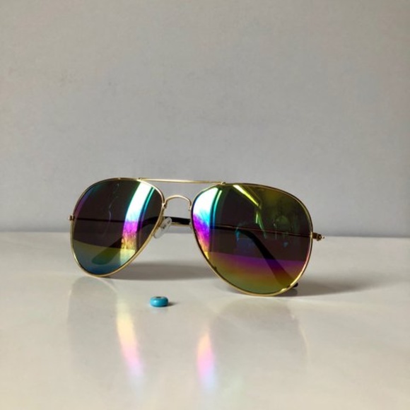 Rainbow Mirrored Lens Aviator Sunglasses new - Picture 3 of 6
